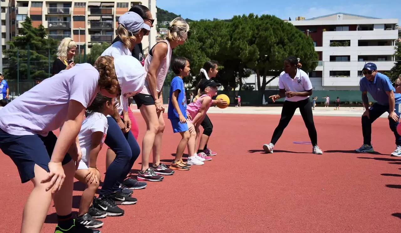 Sport à l'école: une étude montre qu'un collégien de 6e sur cinq a des qualités physiques "satisfaisantes"