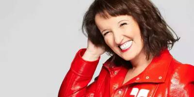 "Lecture, baignade...et voilà. L'été, je suis un bulot": Anne Roumanoff passe ses vacances dans le Sud mais sera aussi sur scène