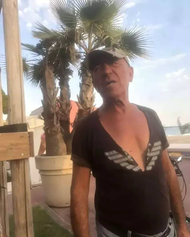 Disparu depuis un mois, le peintre de la Croisette à Cannes a été retrouvé en vie