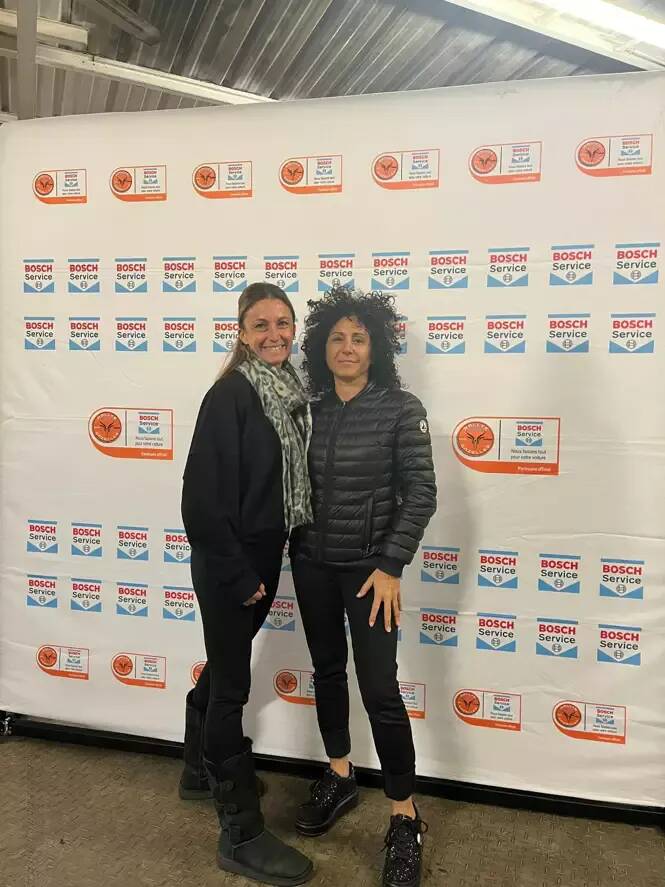 Engagées sur le prochain Rallye des Gazelles, elles vous font gagner un maillot et des chaussures du champion du monde de football, Olivier Giroud