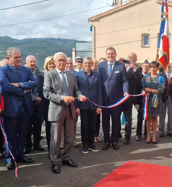 "En raison de problèmes cardiaques", le maire de cette commune de la Côte d'Azur a démissionné