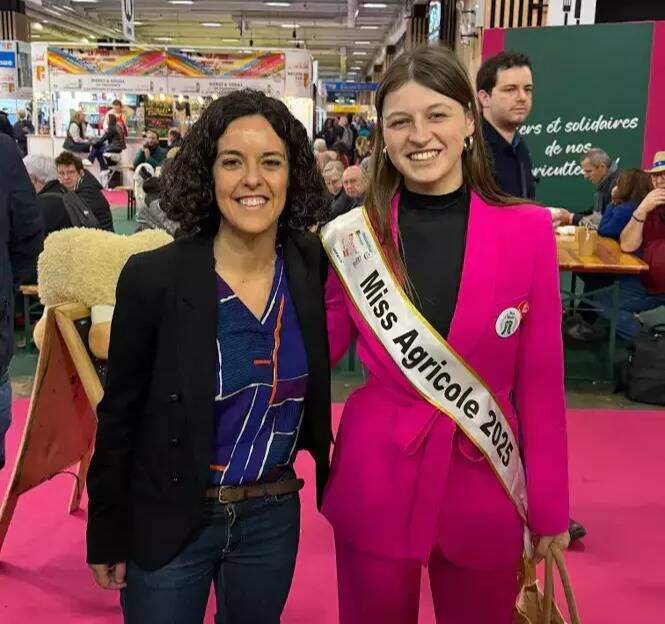 Entre champs et paillettes, Miss agricole 2025 brille dans les allées du salon