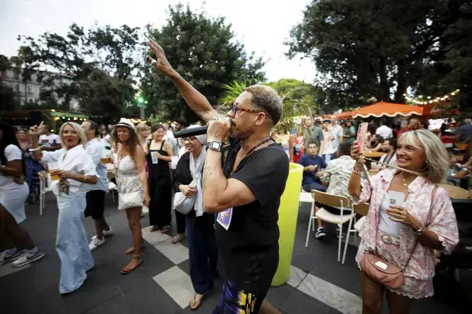 Des transats, des tables, et JoeyStarr aux commandes... La Merenda, le village du Nice Jazz Fest convainc les festivaliers