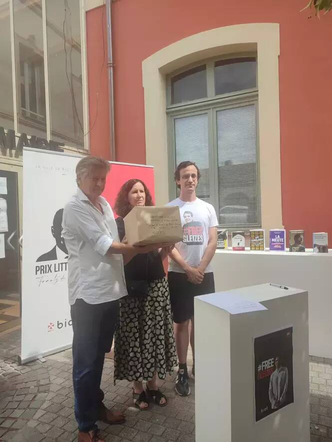 "On ne l'oublie pas, on s'implique dans cette cause de la liberté de la presse": incarcéré en Algérie, le journaliste français Christophe Gleizes nommé dans le jury d'un prix littéraire à Biot