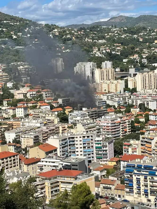 Un feu d'appartement en cours à Nice-Nord, les pompiers sur place