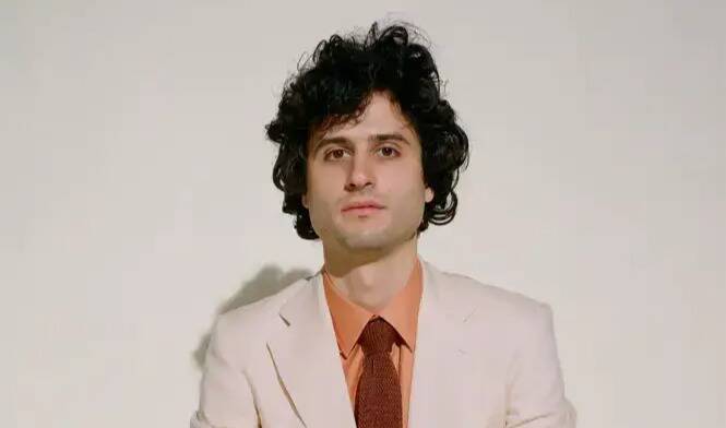 Que Ce Disque Soit Un Refuge Adrien Gallo Le Chanteur De Brunes Sort Son Deuxieme Album Solo Nice Matin Que Ce Disque Soit Un Refuge Adrien Gallo Le Chanteur De Brunes Sort Son Deuxieme Album Solo Nice Matin