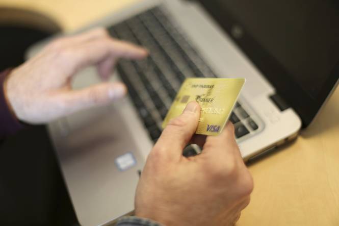 Qu'est-ce que le "chargeback"? Ce dispositif qui vous permet de vous faire rembourser en cas d'achats litigieux