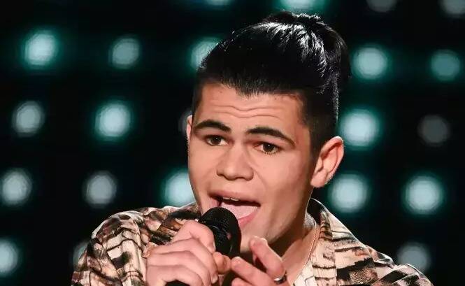 "J'ai beaucoup bossé"... Rencontre avec Axel ancien champion de France junior de taekwondo et candidat à The Voice, samedi soir