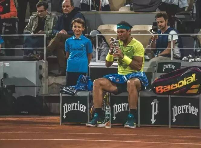 Le rêve éveillé du jeune Varois Lilian, 12 ans, sur la terre de Roland-Garros