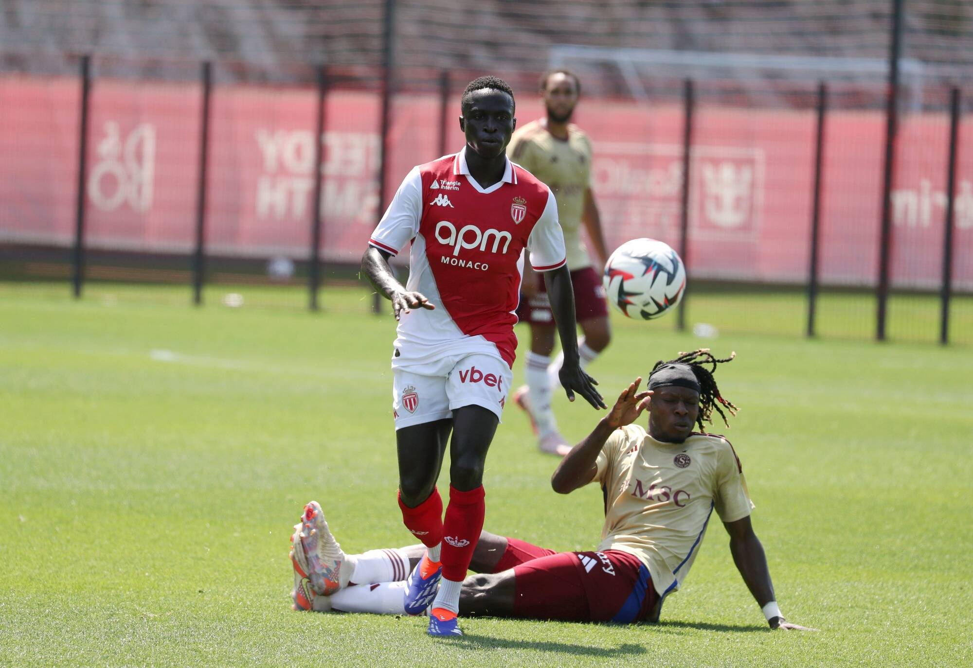 Diatta et Ilenikhena titulaires avec l'As Monaco contre Angers ce vendredi