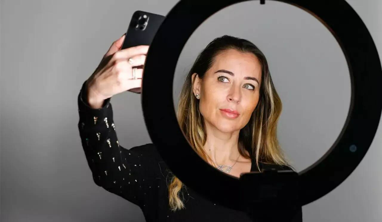 La Varoise Magali Berdah condamnée par la justice après avoir attaqué en diffamation le blogueur Sam Zirah