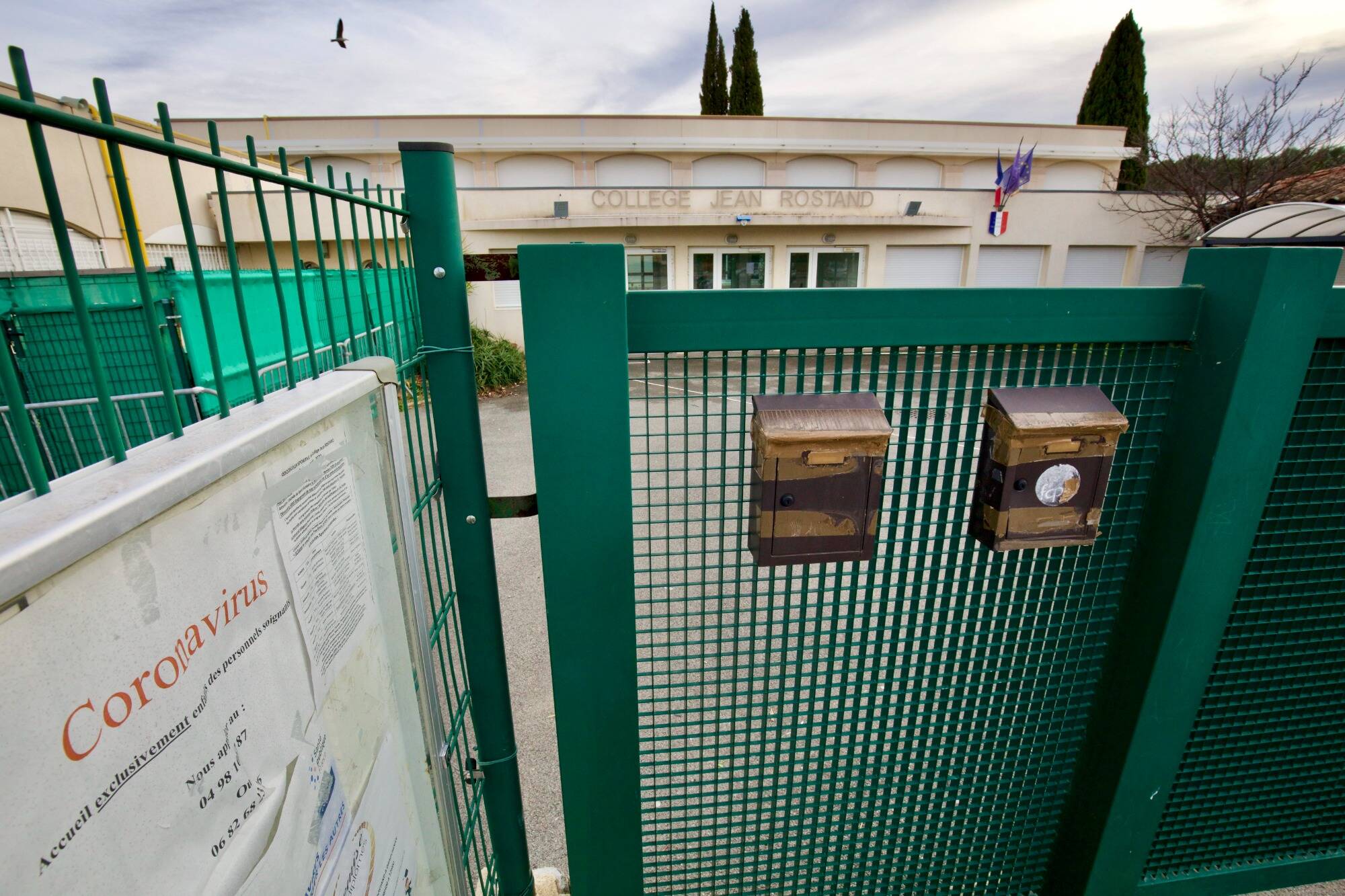 Variant anglais dans les établissements scolaires en Dracénie: "On a de plus en plus de cas et on n'est pas entendus"