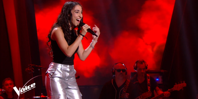 "Je suis une enfant du monde": la chanteuse varoise Eÿs (Inès) sur la scène de The Voice, ce samedi sur TF1