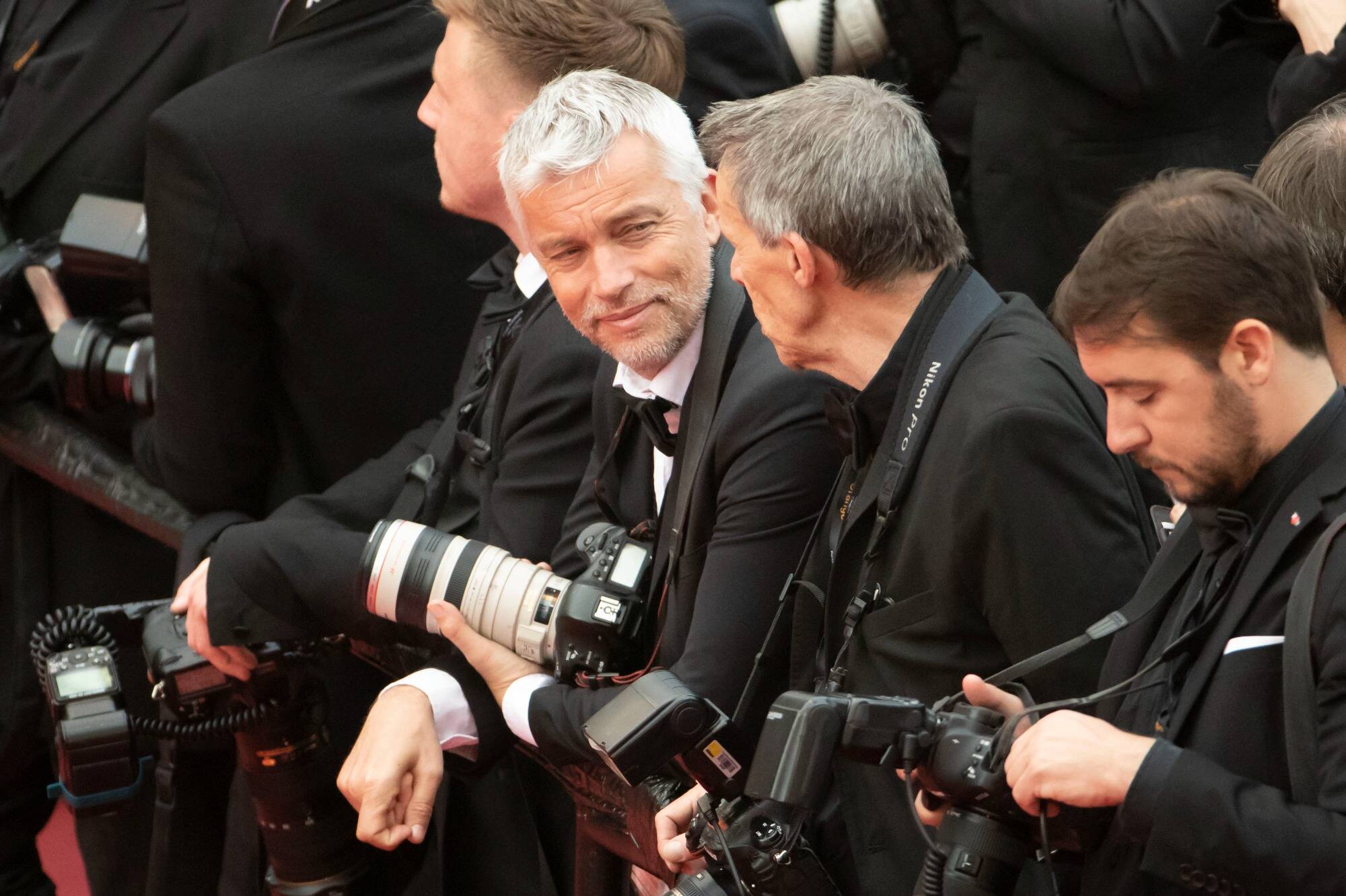 80 ans de "Nice-Matin" : photographes de presse, les damnés du hors-sac''