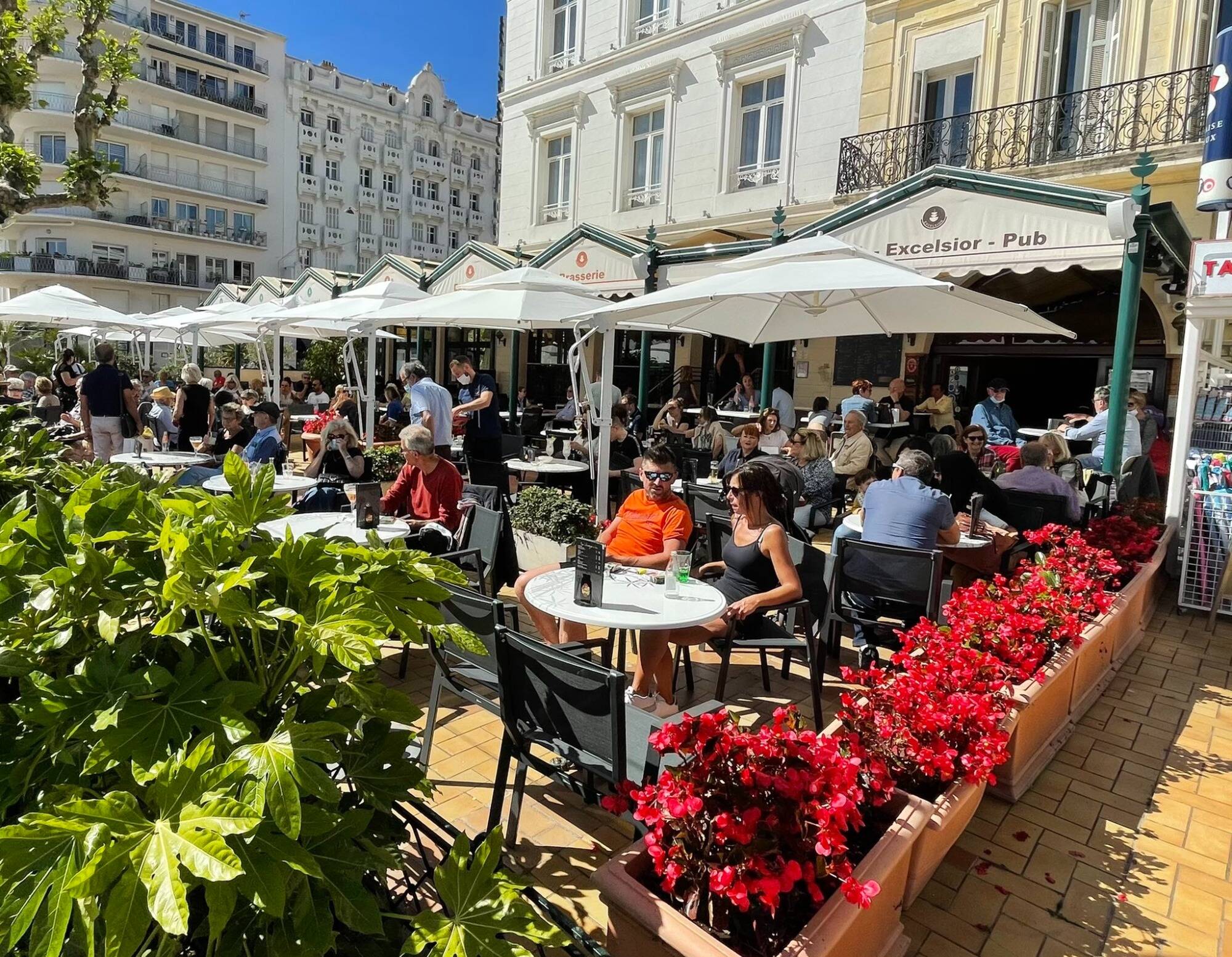 Le pass sanitaire va-t-il être exigé à la terrasse des bars et des restaurants?