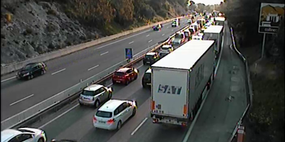 Un accident paralyse complètement l'autoroute A8 ce lundi matin autour de Nice
