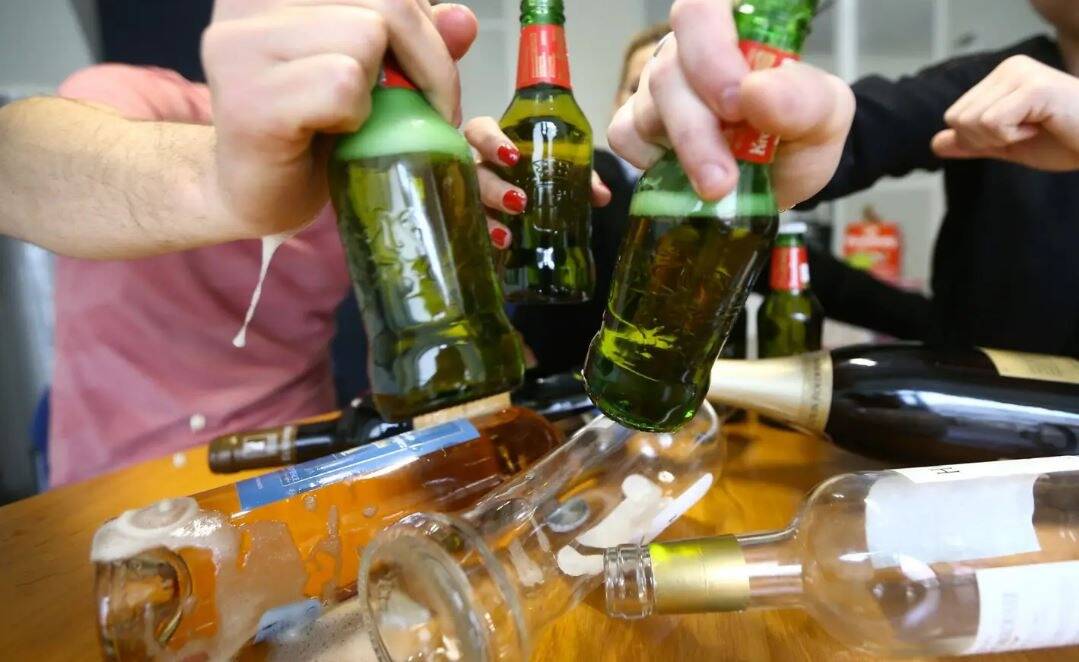 "Ils louent pour faire la fête, c'est l'enfer!" Une habitante excédée par les nuisances des locations saisonnières témoigne