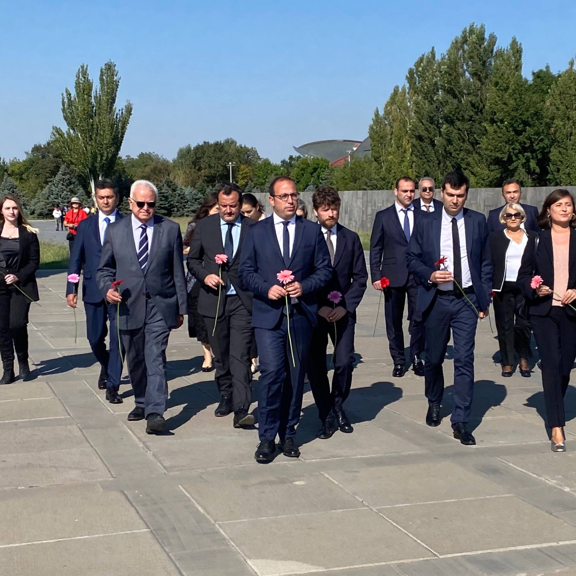 Crise au Karabakh: mais que font Anthony Borré et une délégation de la mairie de Nice en Arménie?