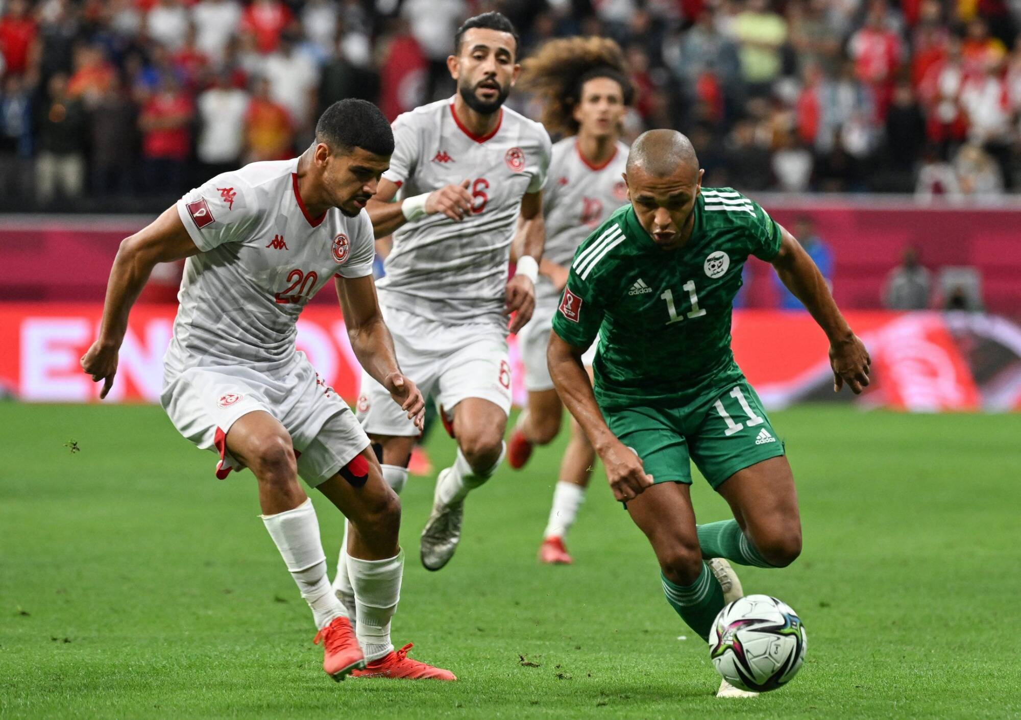 L'Algérie Remporte La Coupe Arabe En Dominant La Tunisie En Finale (2-0 ...