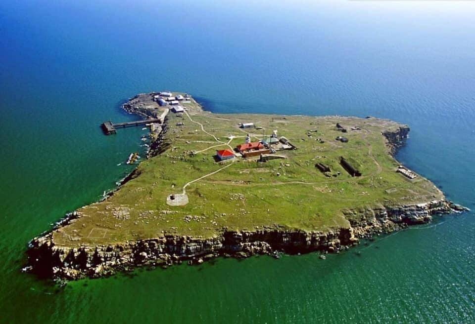 Les soldats de l'Ile des Serpents seraient toujours en vie et auraient été faits prisonniers "par les occupants russes"