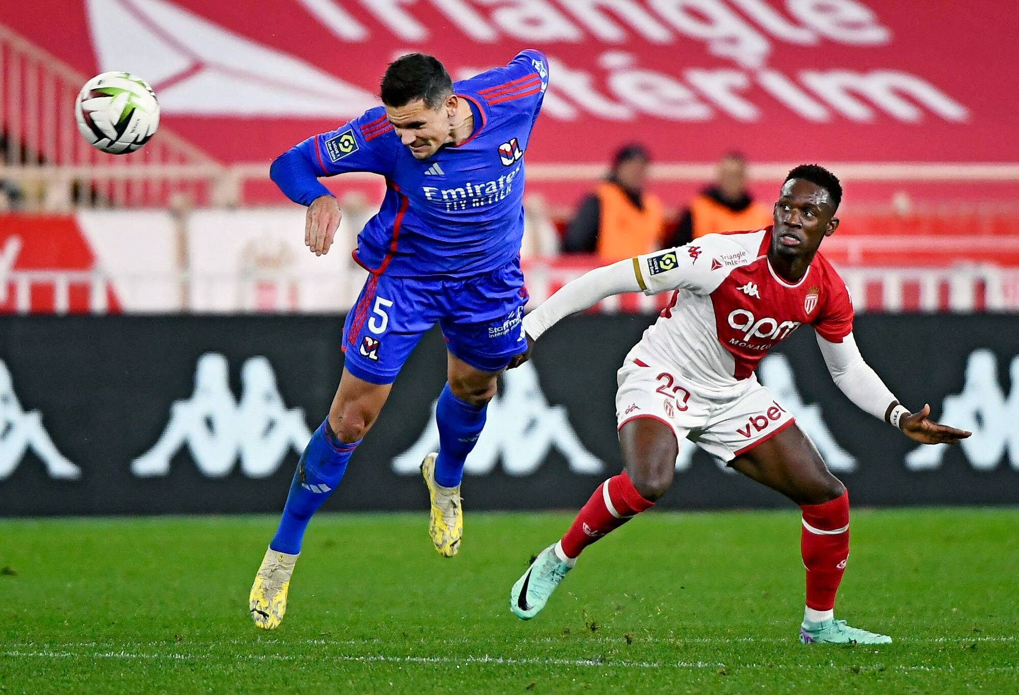 L'AS Monaco fait la mauvaise opération en s'inclinant contre Lyon (0-1)