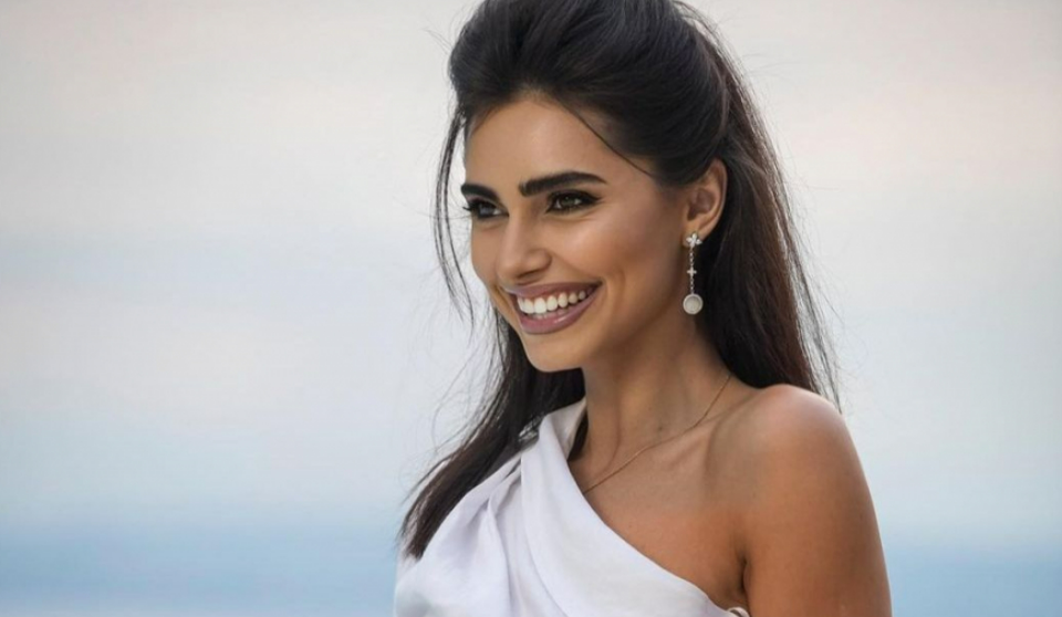 Un kilo de cocaïne et 280.000 euros en espèces dans une voiture: qui est cette influenceuse citée dans un vaste trafic de stupéfiants en Italie?