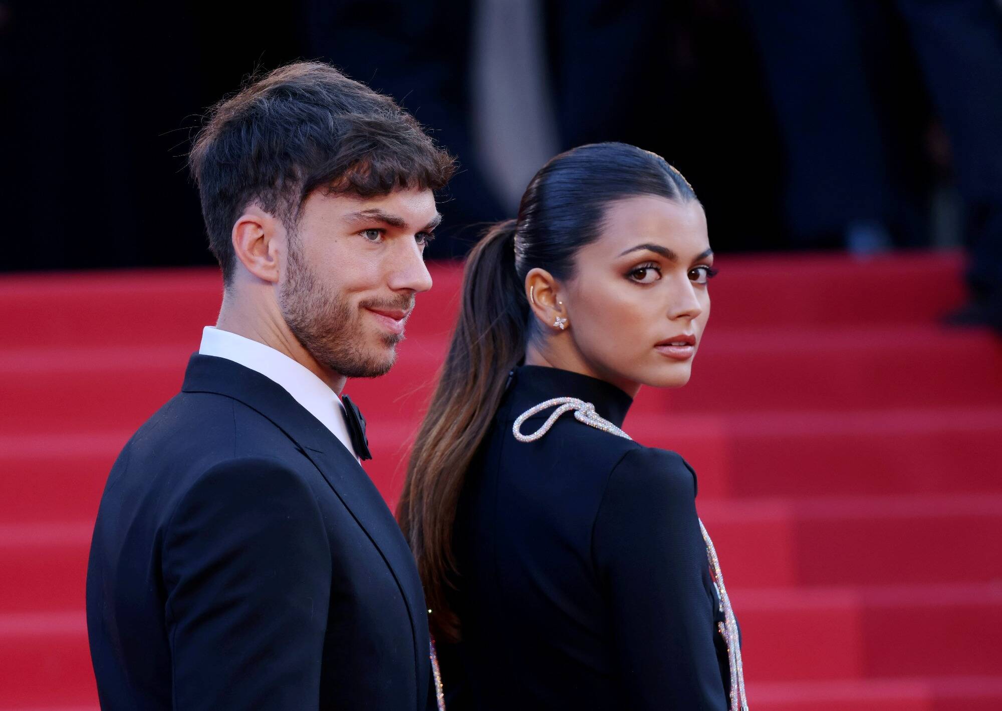 76e Festival de Cannes le pilote de F1 Pierre Gasly sur le red carpet