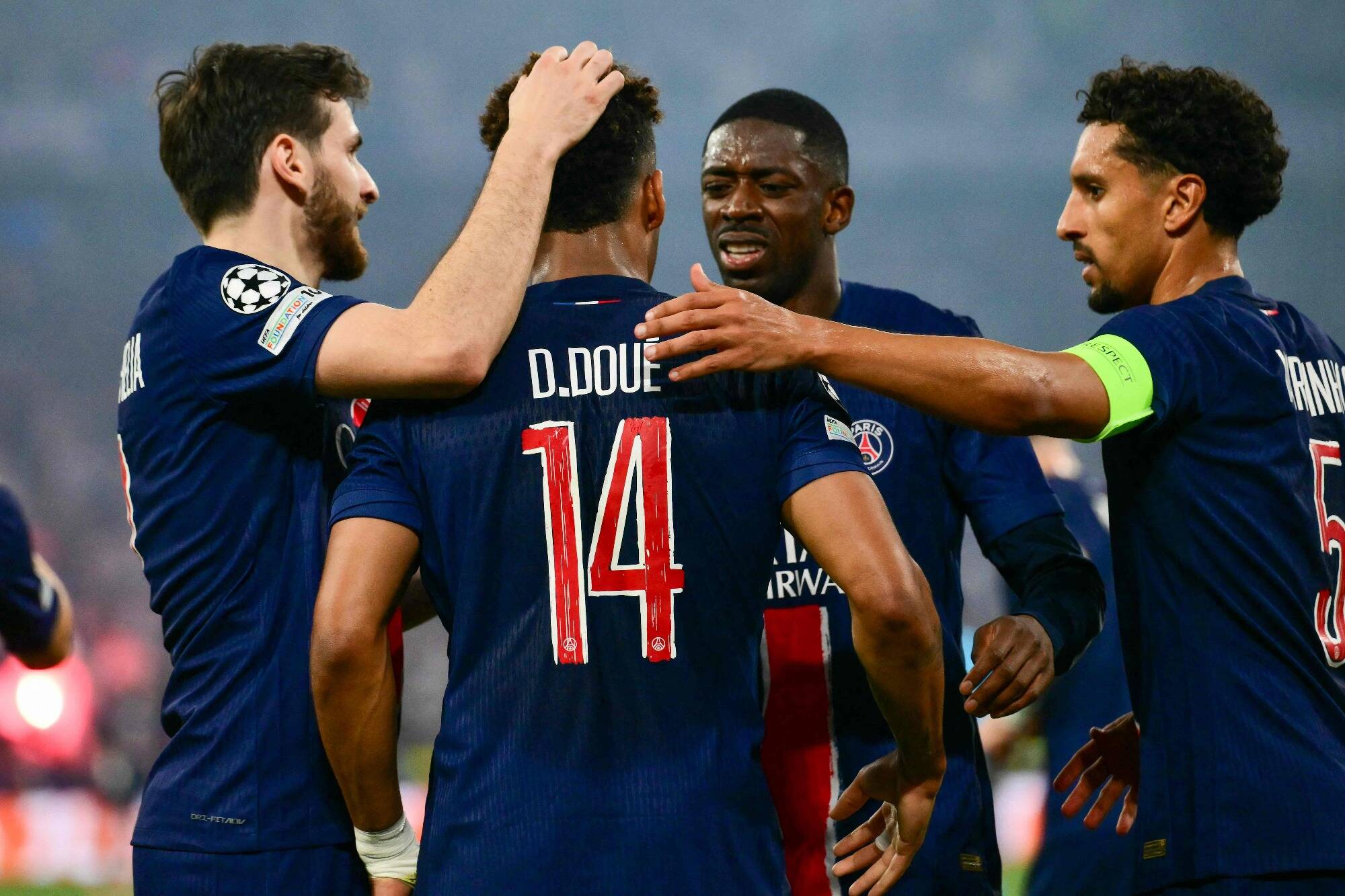 Le PSG domine l'Europe en humiliant l'Inter Milan 5-0 et remporte sa première Ligue des champions