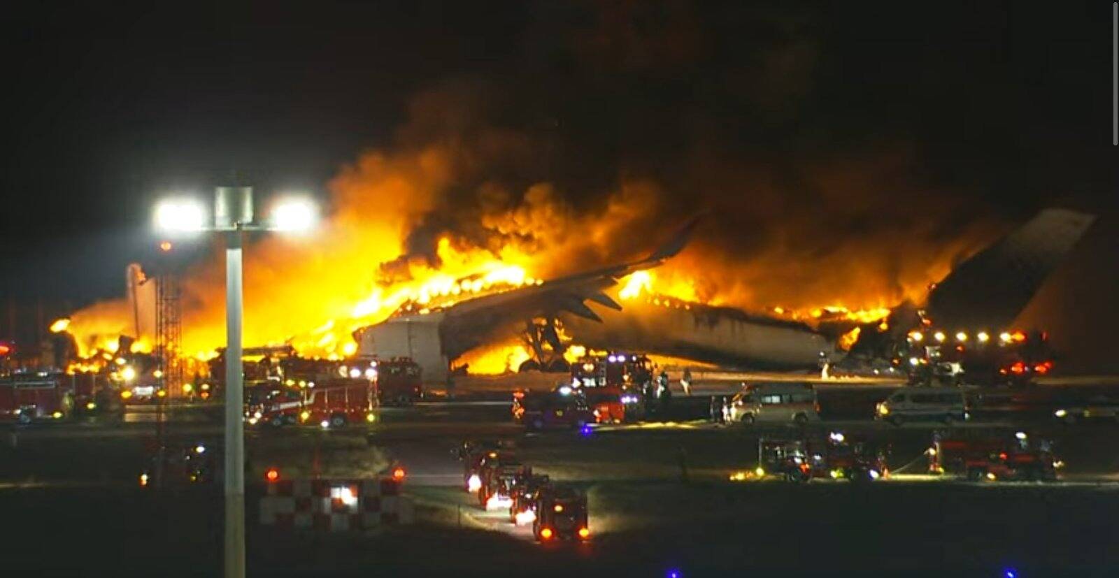 Collision entre avions au Japon: des enquêteurs français dépêchés sur place