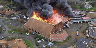 Les images complètement folles de l'incendie qui ravage la salle de basket Gravelines (Elite)