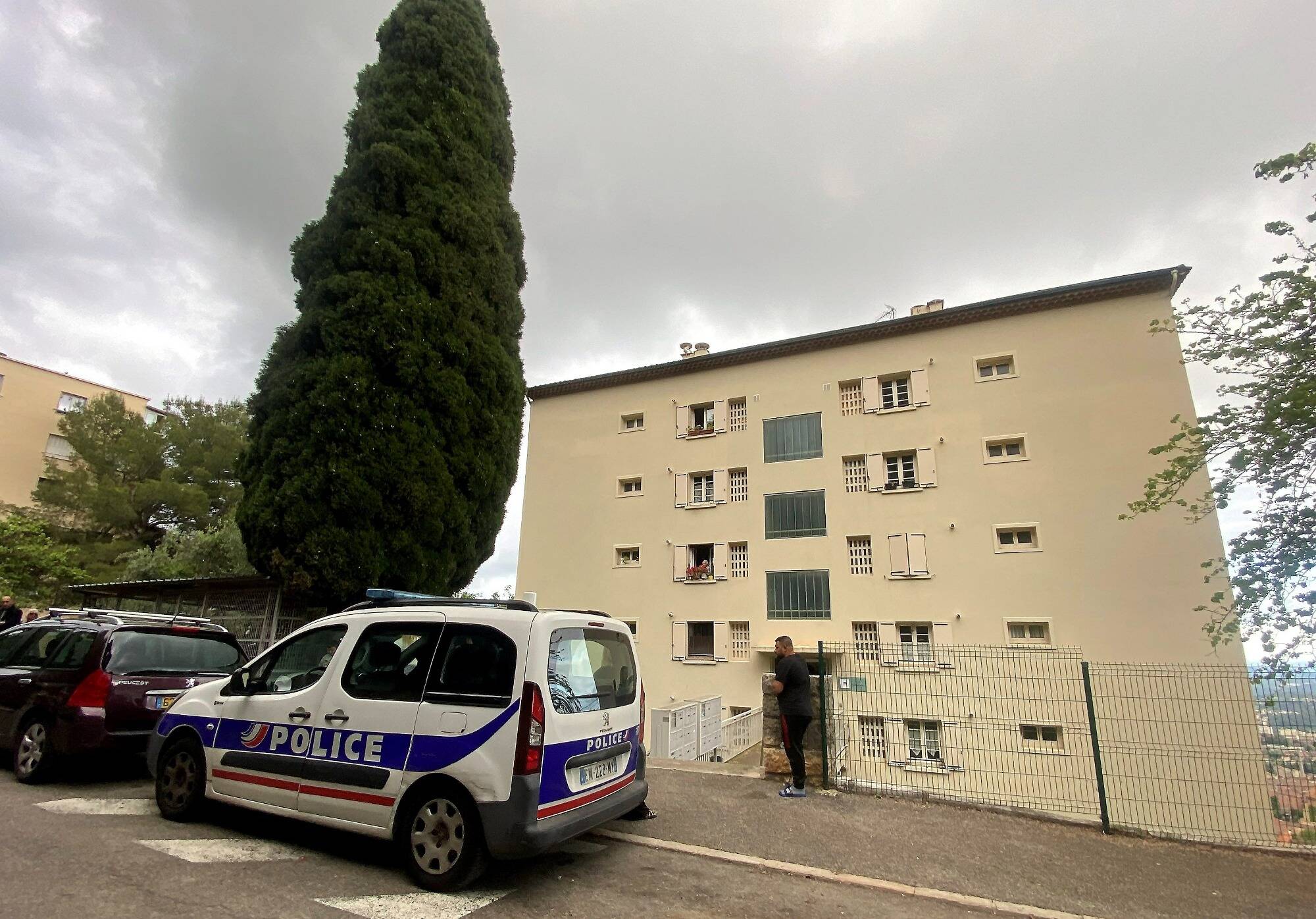 "Au début, j'ai cru voir une peluche": ce que l'on sait de la chute mortelle du 8e étage d'un enfant de 2 ans à Grasse