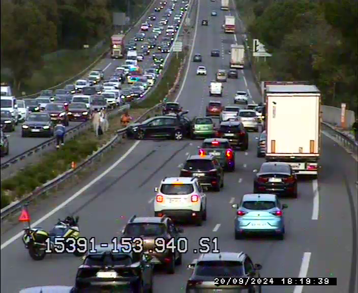 Un accident impliquant cinq voitures provoque de gros bouchons sur l'A8 entre le Var et les Alpes-Maritimes