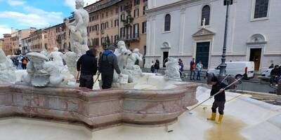 De la boue dans les fontaines de Piazza Navona et Piazza Farnese à Rome: la municipalité surveille la situation