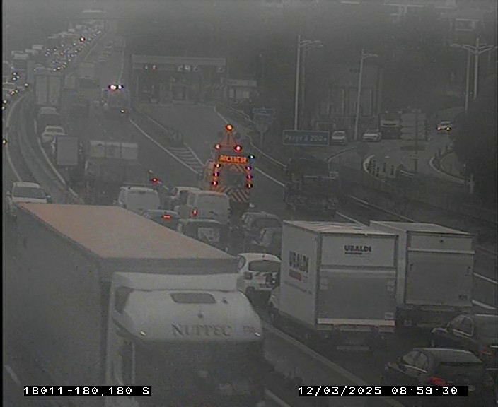 Un bouchon de 10 km en cours aux portes de Nice sur l'autoroute A8