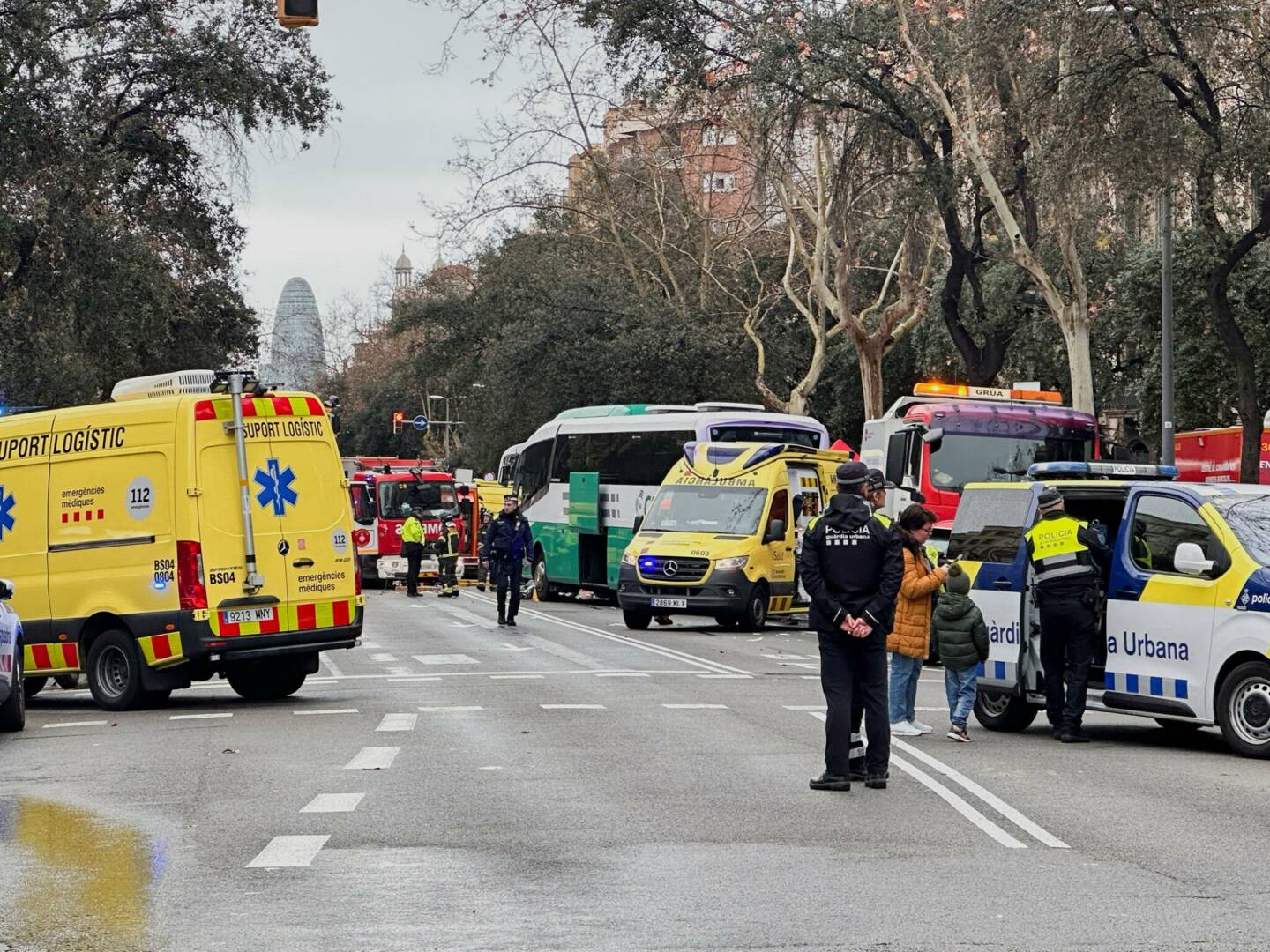 Une collision entre deux bus s'est produite à Barcelone. 