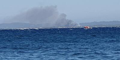 Un feu s'est déclaré sur la presqu'île de Giens à Hyères