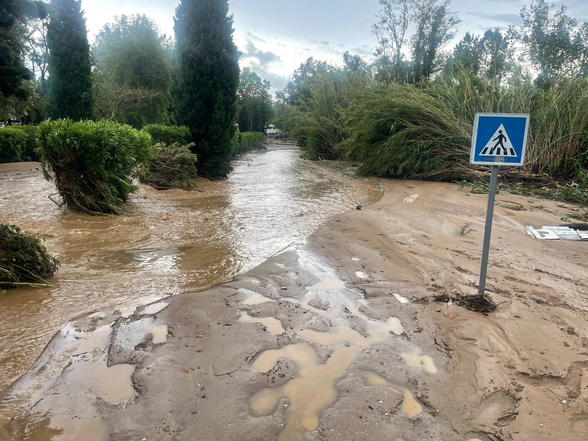 Intempéries mortelles dans le Var: la messe de dimanche sera célébrée pour les victimes au Lavandou