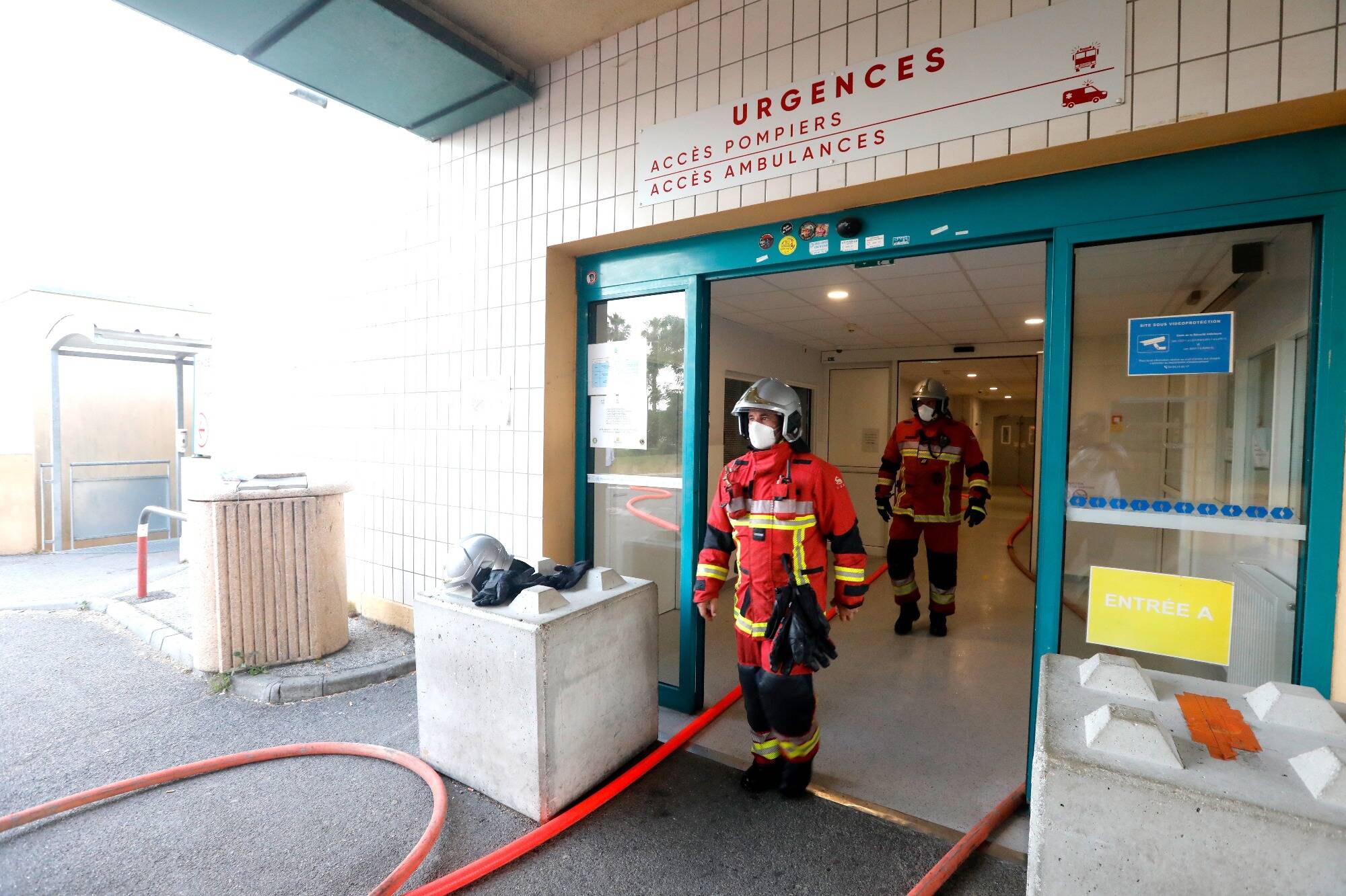 Incendie à l'hôpital de Hyères: les urgences toujours hors service ce mardi