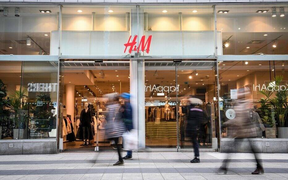 Une femme accouche dans un H&M alors qu'elle achetait des vêtements pour bébé