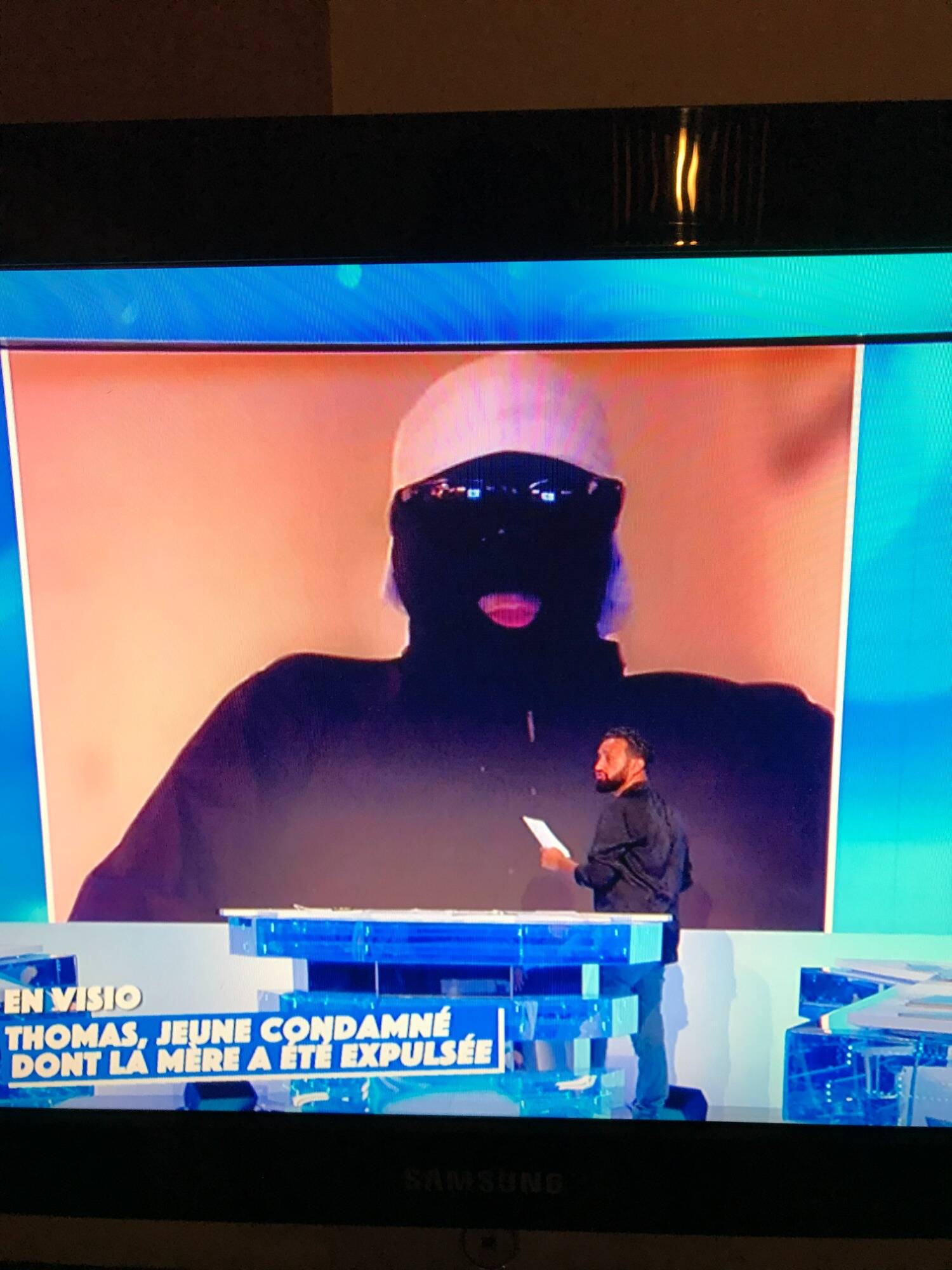 "Que je paye c'est normal, mais elle, non". Thomas, le fils de la mère expulsée d'une HLM à Nice témoigne