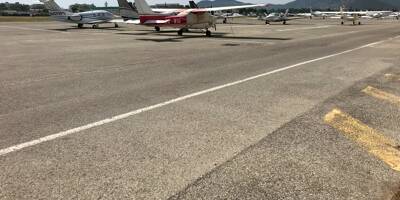Un avion sort de la piste à l'aérodrome de Cannes-Mandelieu