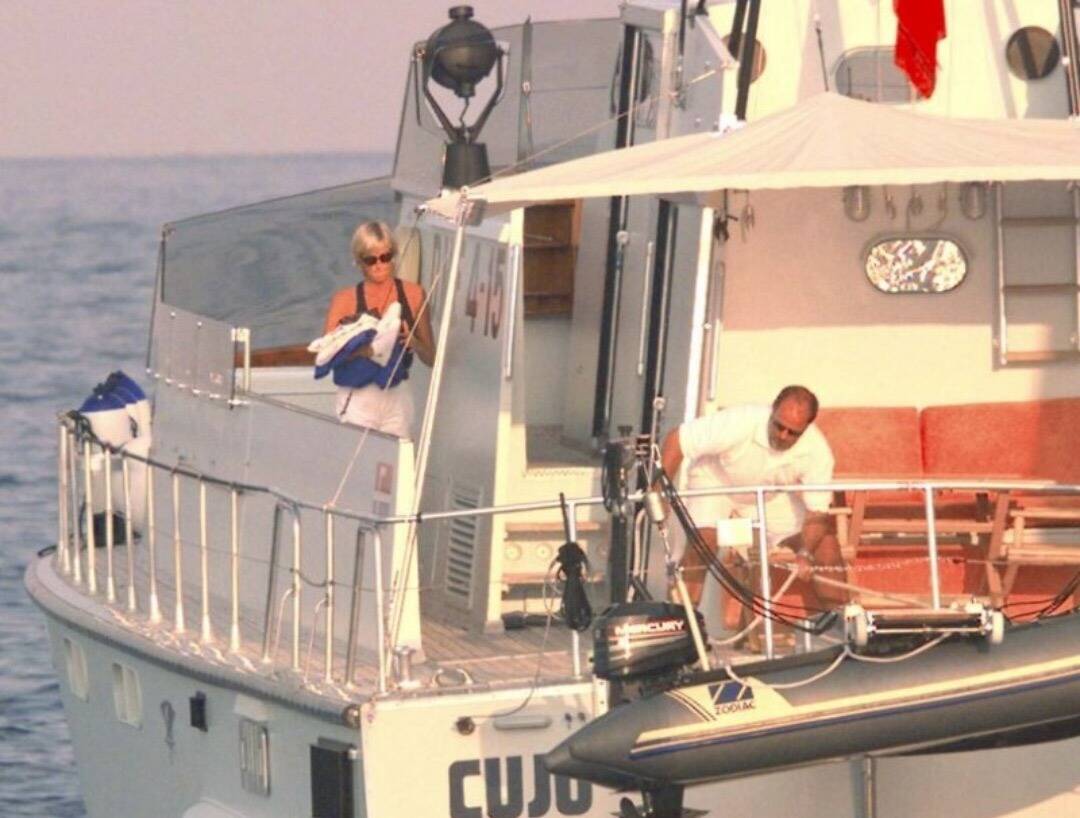 Le yacht qui a coulé au large de la Côte d'Azur avait accueilli la princesse Diana et Dodi Al Fayed pour leur dernier été