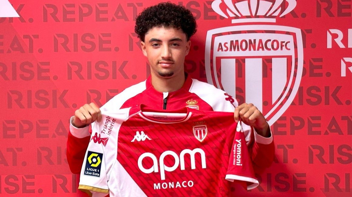 L'attaquant Nacim Dendani signe son premier contrat professionnel avec l'AS Monaco