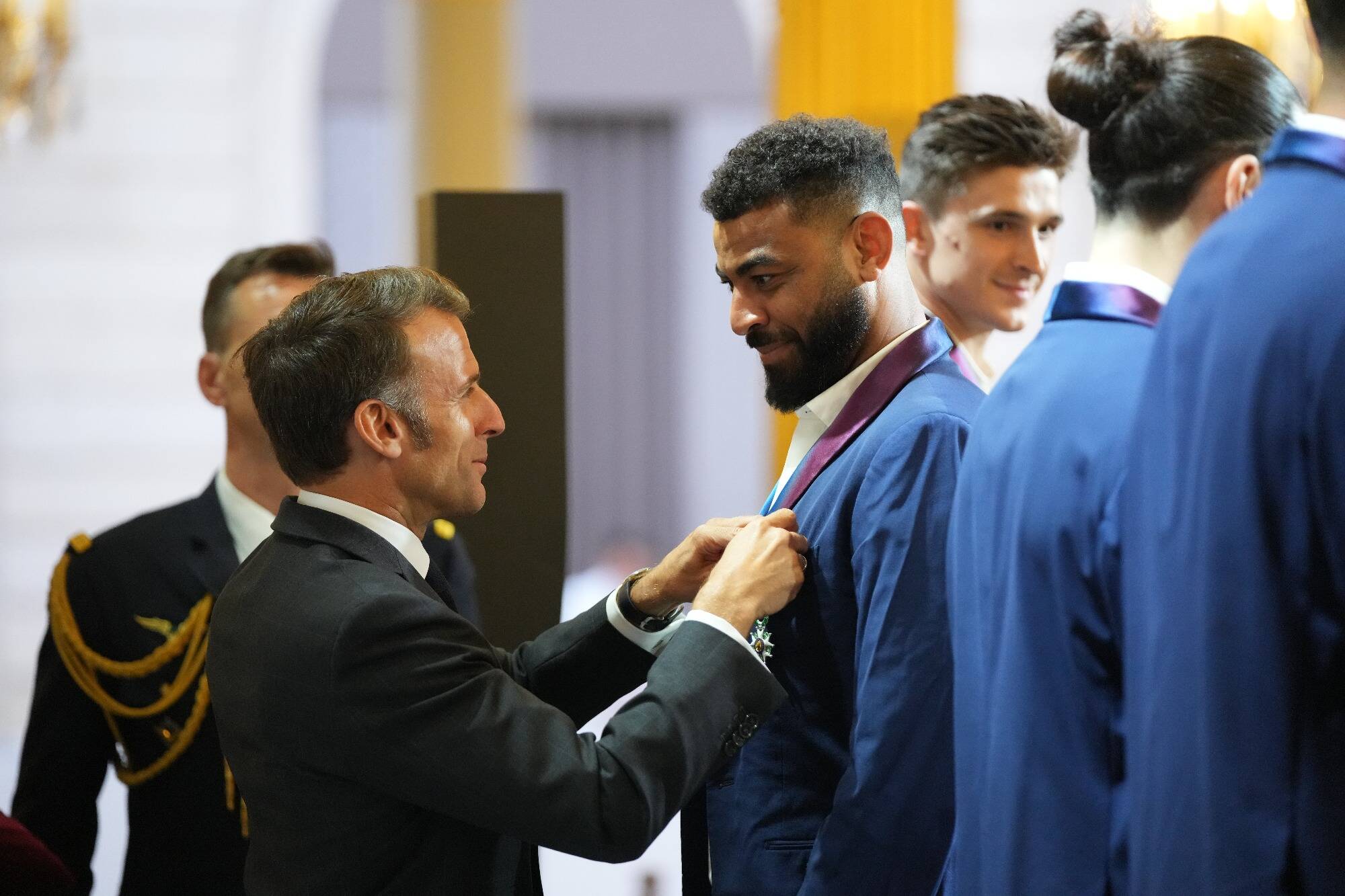 Volley-ball: deux internationaux varois honorés par Emmanuel Macron à l'Elysée