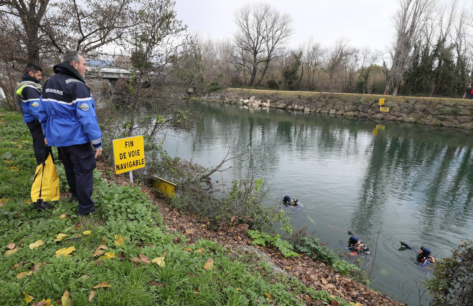 Plongeurs, chien Saint-Hubert: les gendarmes se mobilisent à l'ouest des Alpes-Maritimes pour retrouver une femme de 90 ans