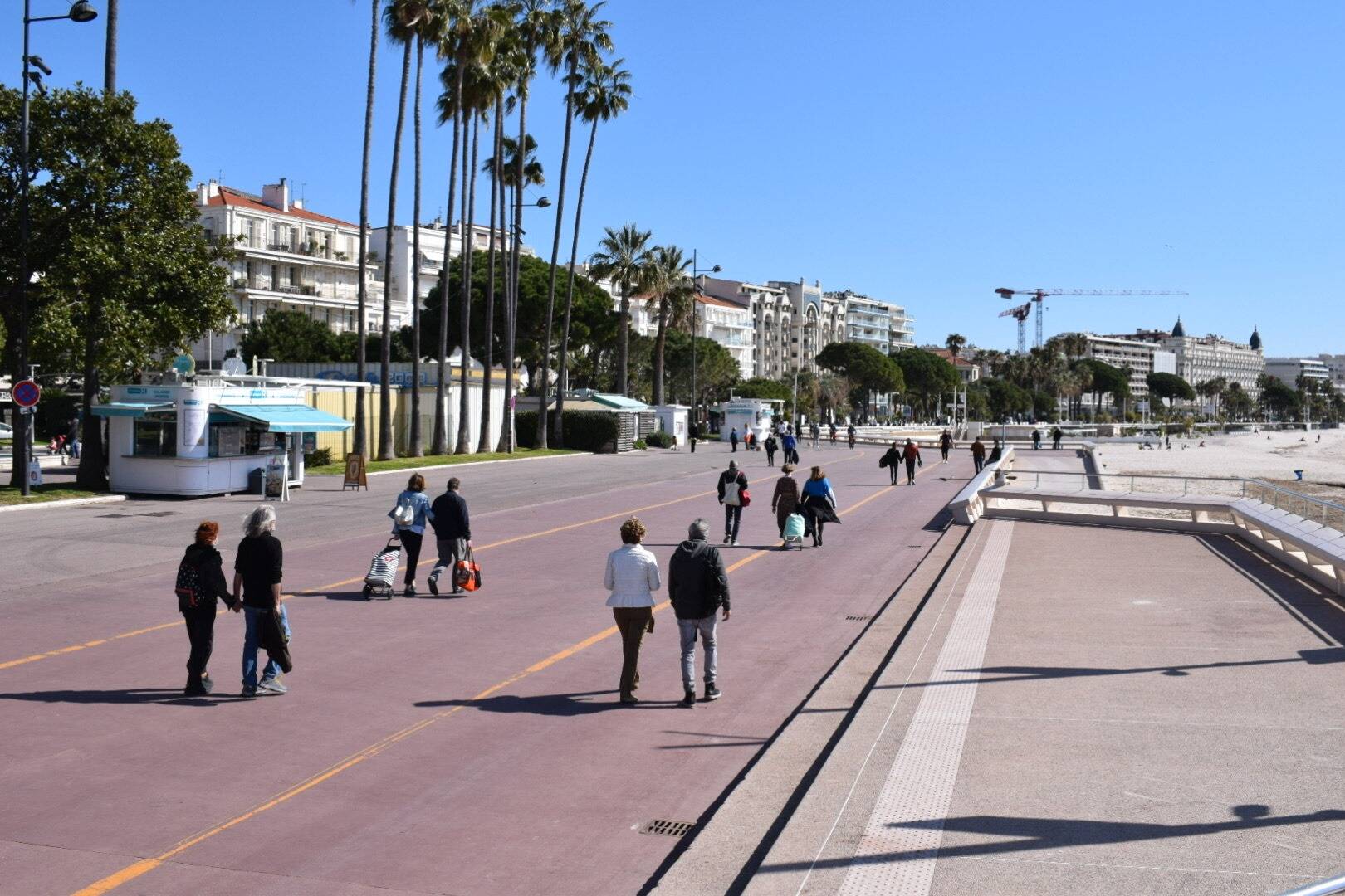 Météo: une journée en demi-teinte ce mardi dans les Alpes-Maritimes et toujours une alerte vagues-submersion