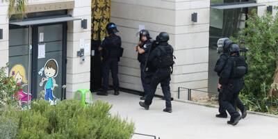 Un homme armé retranché chez lui à Saint-Laurent du Var, le Raid sur place