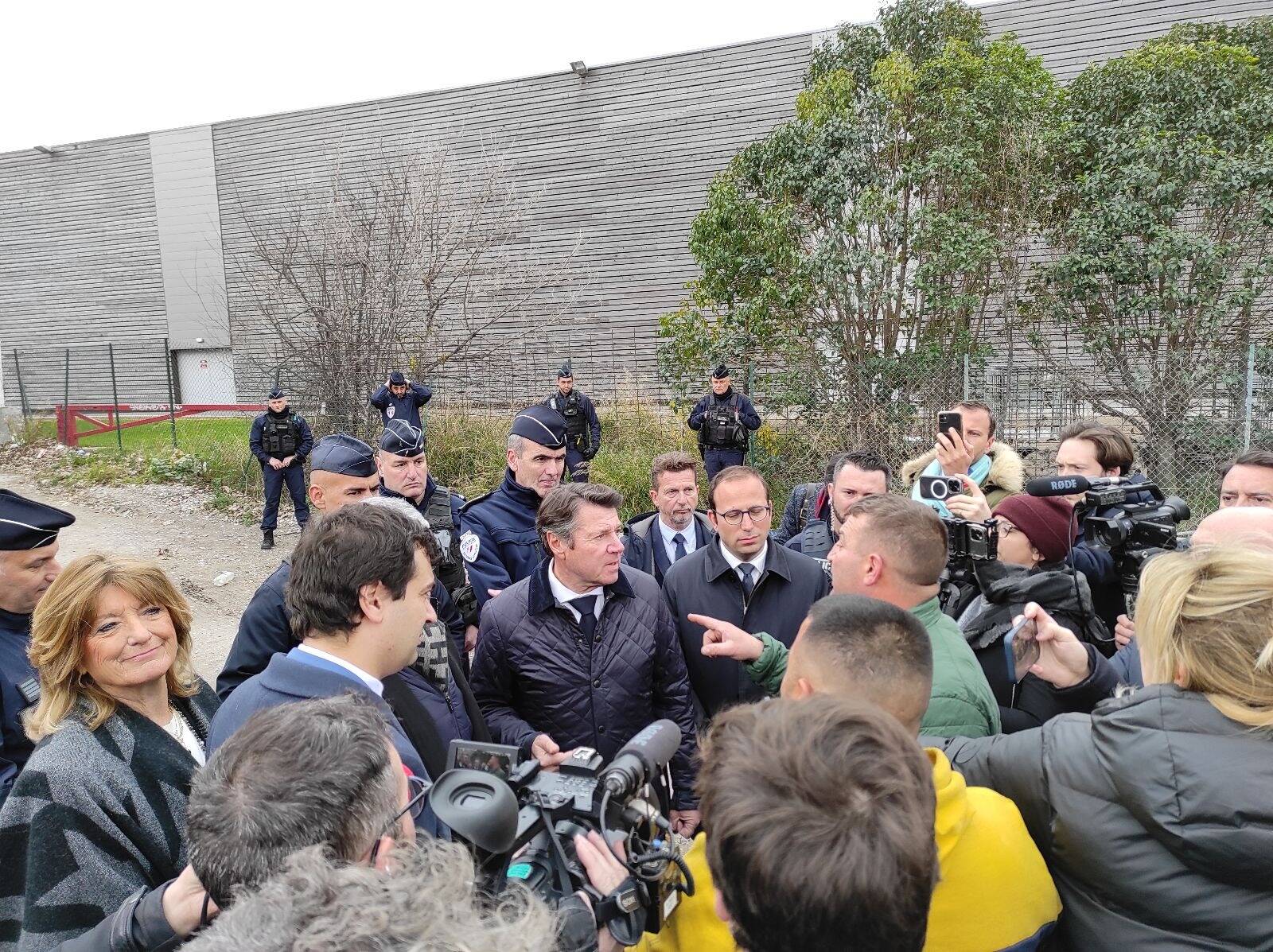 "Une honte", "dictateur": échanges tendus entre Christian Estrosi et Zavatta après l'installation illégale du cirque à Nice