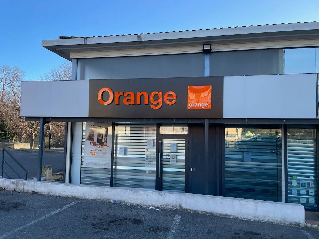 La boutique d'Orange à Callian victime d'un braquage en plein jour, samedi après-midi