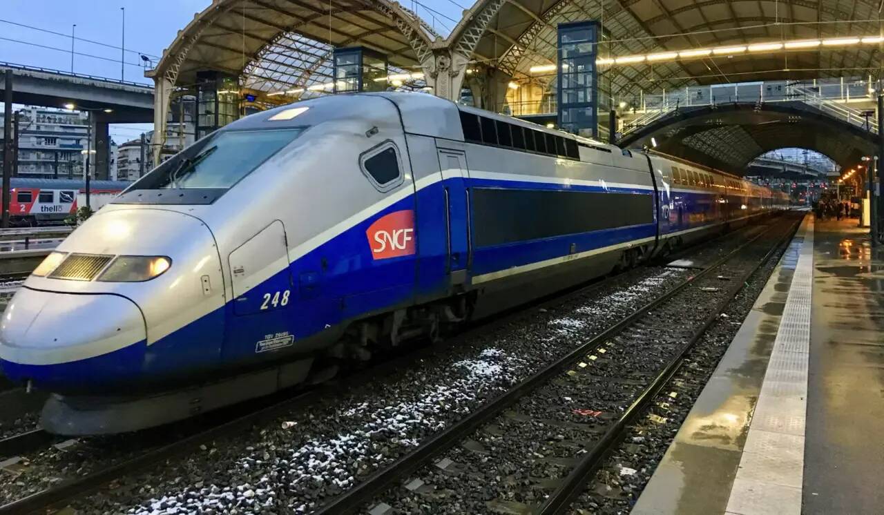 Leur TGV est victime d'une erreur d'aiguillage, les passagers filent en direction de la mauvaise ville